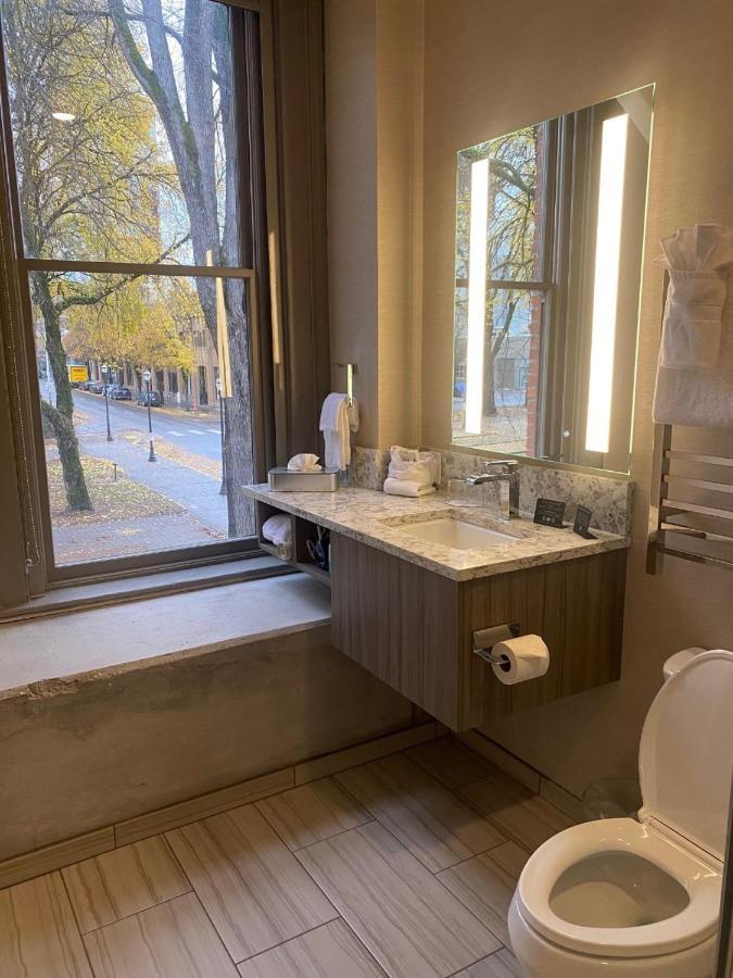 Harlow Hotel ポートランド エクステリア 写真