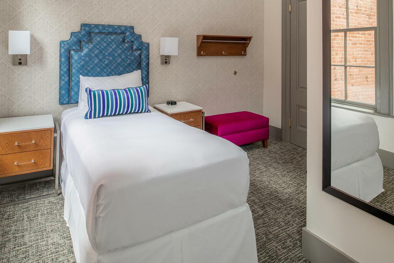 Harlow Hotel ポートランド エクステリア 写真